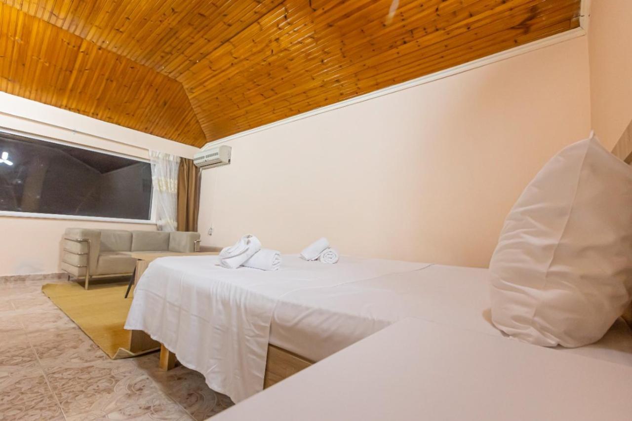 Relax Hostel