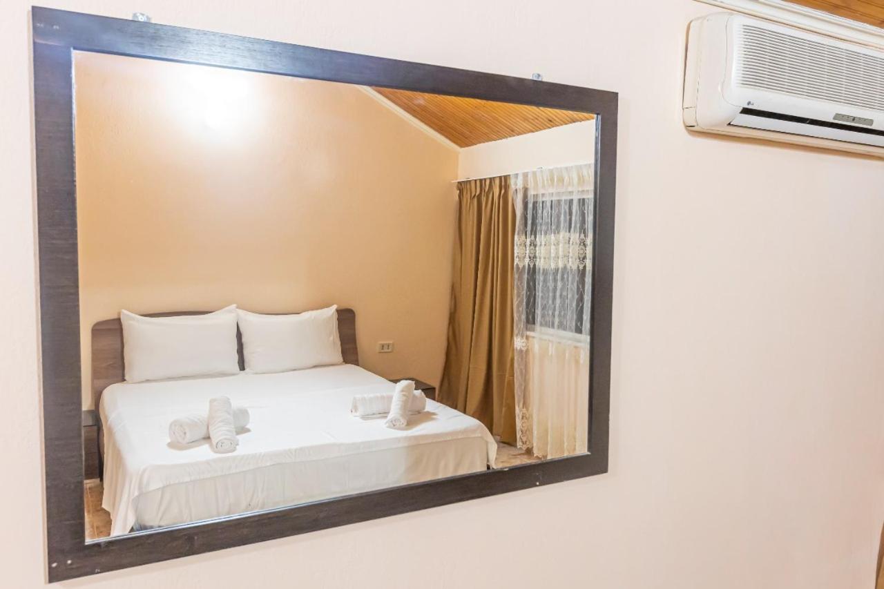 Relax Hostel *