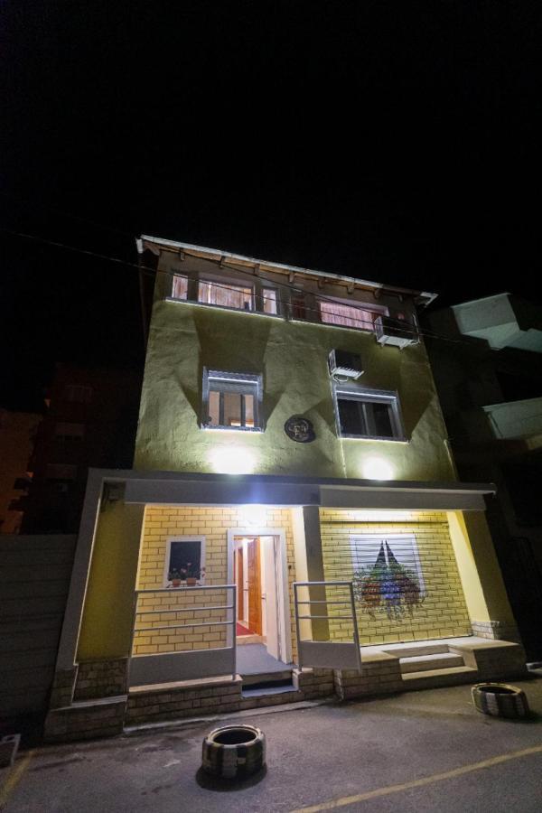 Hostel Relax Tirana